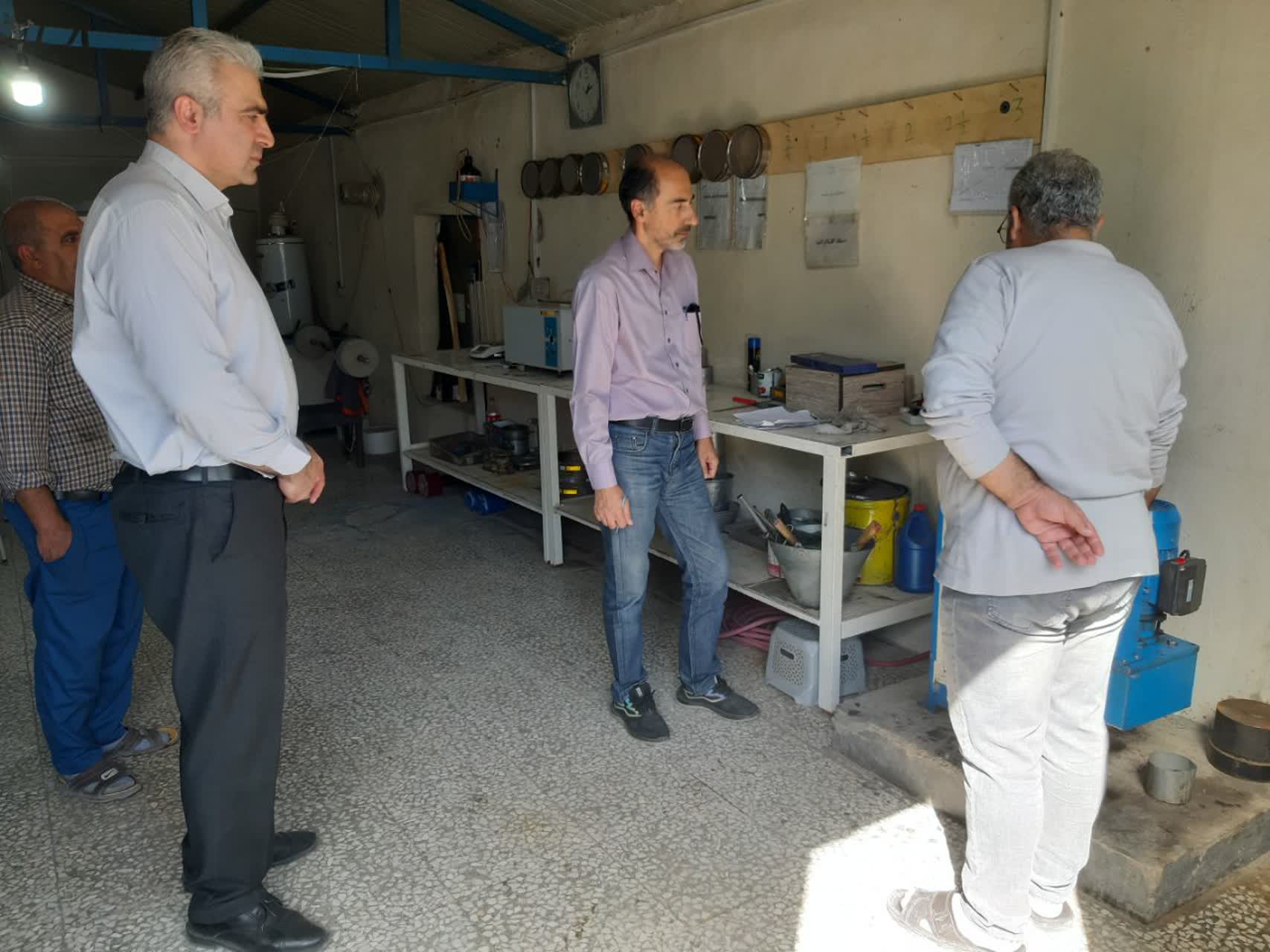بازدید مدیر آزمایشگاه فنی و مکانیک خاک استان قزوین از آزمایشگاه شعبه بوئین زهرا و واحد مستقر در سد مخزنی بالاخانلو